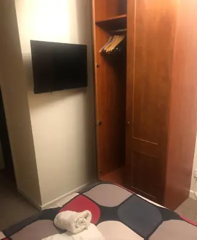 Private Comfortable Bedroom With Ensuite Dublin